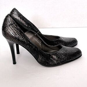 Carisma made in Italy Black Snake Print Heels 6.5